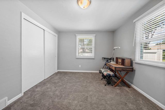 638 SUNNYCREST STREET, Green Bay, WI 54302