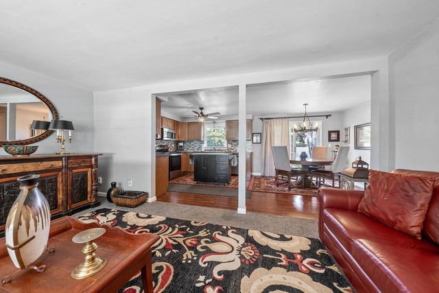 638 SUNNYCREST STREET, Green Bay, WI 54302