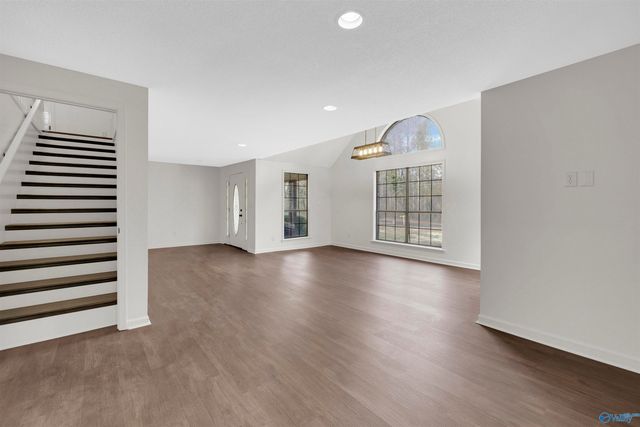 1508 Skyline Avenue E, Fort Payne, AL 35967