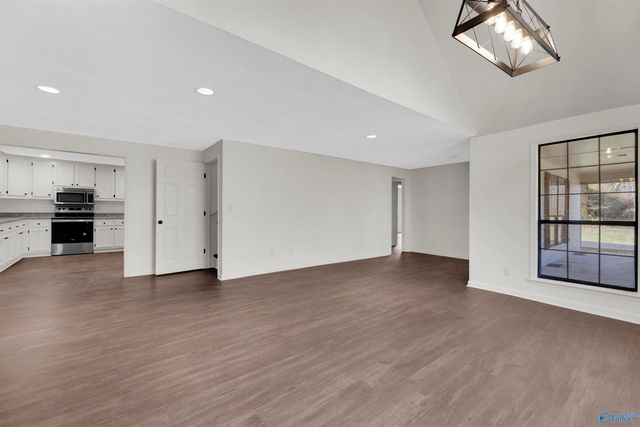 1508 Skyline Avenue E, Fort Payne, AL 35967