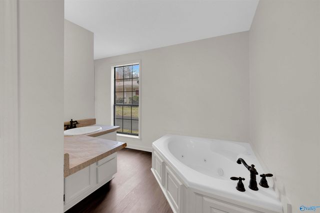 1508 Skyline Avenue E, Fort Payne, AL 35967