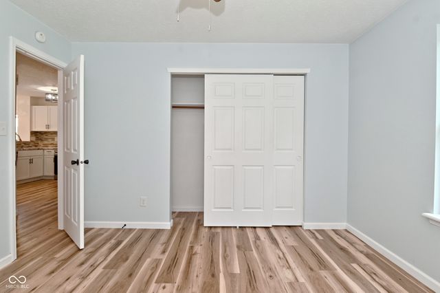 347 Lake Ridge Lane, Greenwood, IN 46142