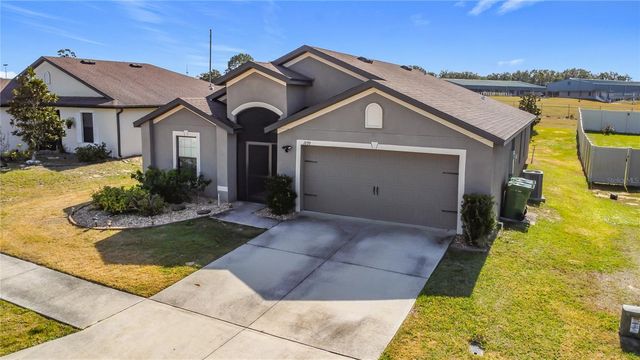 1899 AMBER SWEET CIRCLE, Dundee, FL 33838