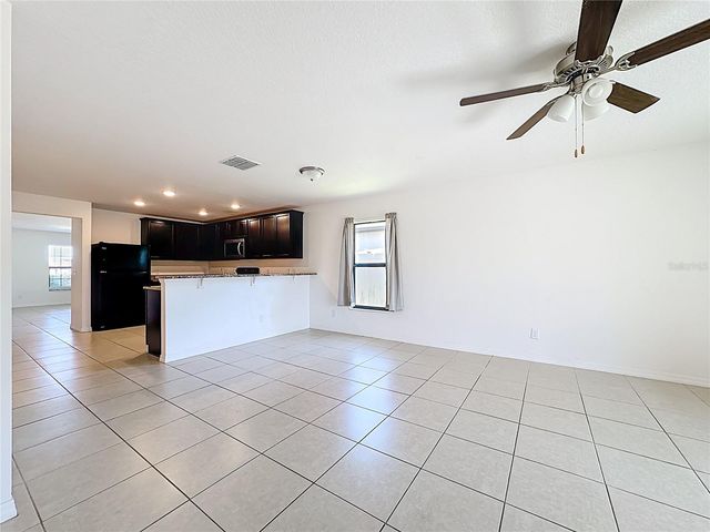 1899 AMBER SWEET CIRCLE, Dundee, FL 33838