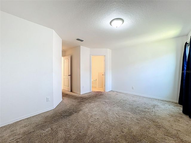 1899 AMBER SWEET CIRCLE, Dundee, FL 33838