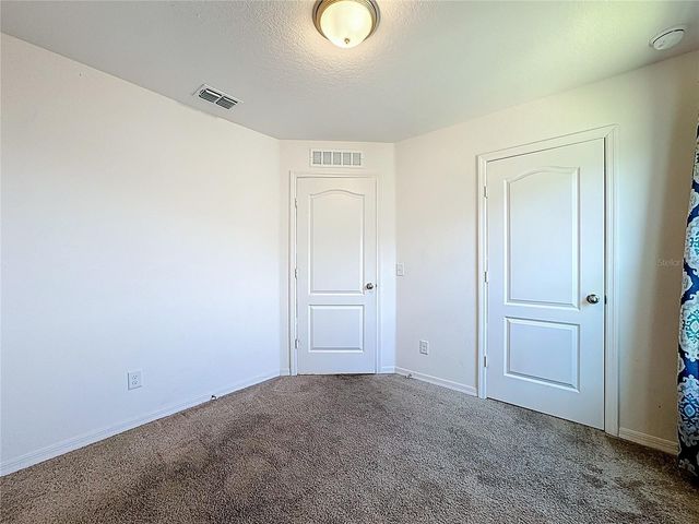 1899 AMBER SWEET CIRCLE, Dundee, FL 33838