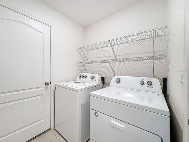 1899 AMBER SWEET CIRCLE, Dundee, FL 33838