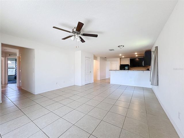 1899 AMBER SWEET CIRCLE, Dundee, FL 33838