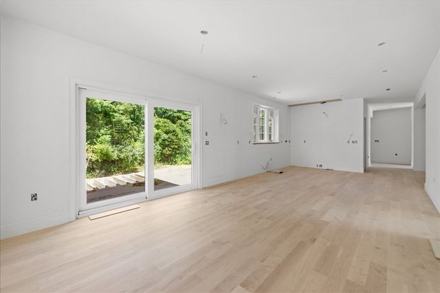 20 Lacoss Road, Duxbury, MA 02332