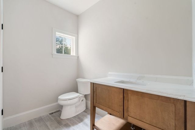 20 Lacoss Road, Duxbury, MA 02332