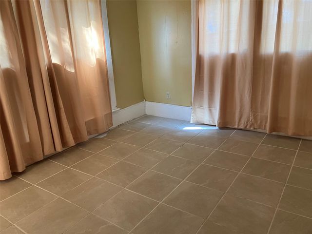 312 S Mechanic Street, El Campo, TX 77437