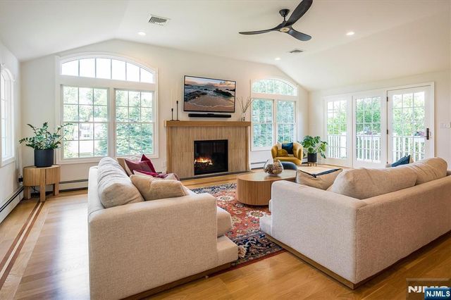 169 Hillman Avenue, Glen Rock, NJ 07452