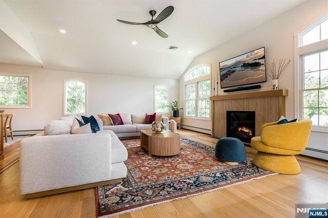 169 Hillman Avenue, Glen Rock, NJ 07452