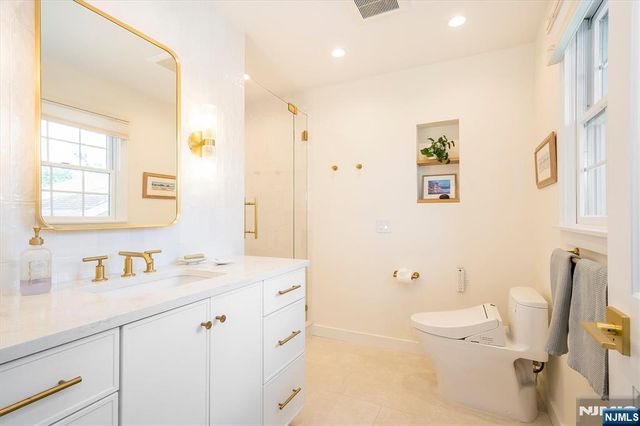 169 Hillman Avenue, Glen Rock, NJ 07452