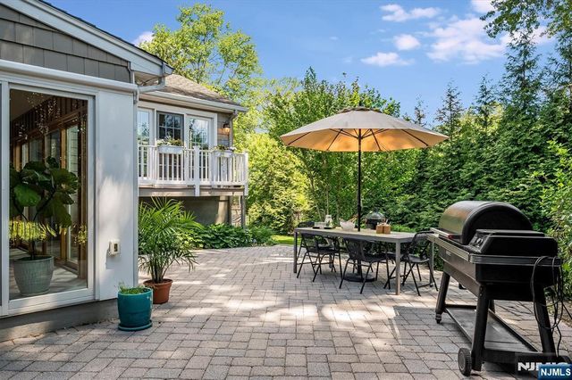 169 Hillman Avenue, Glen Rock, NJ 07452