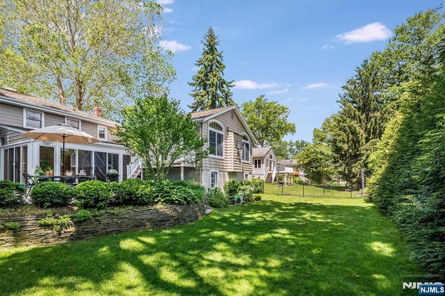 169 Hillman Avenue, Glen Rock, NJ 07452