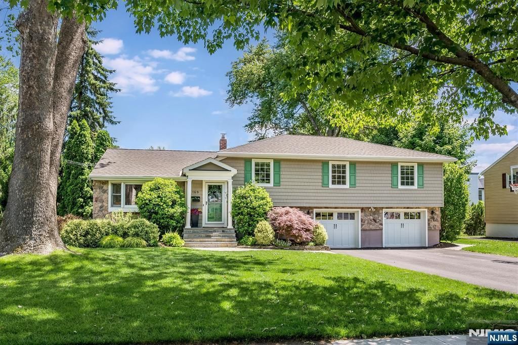 169 Hillman Avenue, Glen Rock, NJ 07452