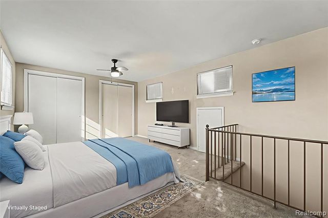 582 Nevada Avenue, Pontiac, MI 48341