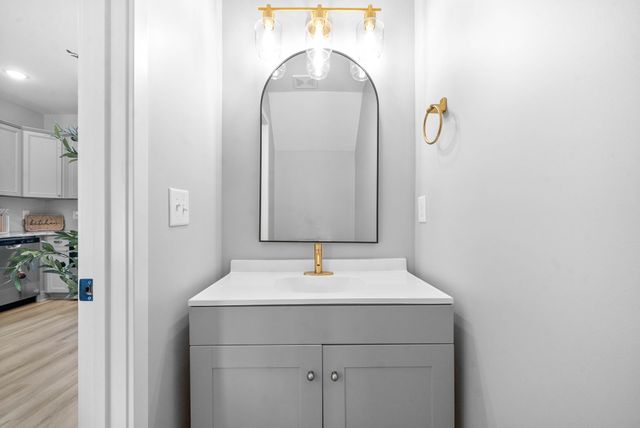 1113 Crossland Ave, Clarksville, TN 37040