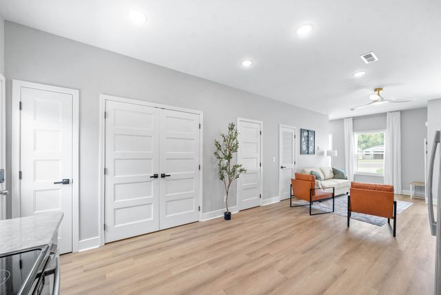 1113 Crossland Ave, Clarksville, TN 37040