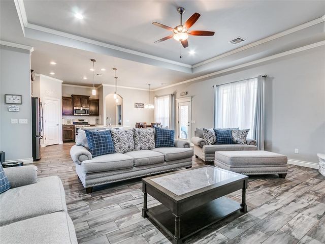 12601 SW 24th Street, Yukon, OK 73099