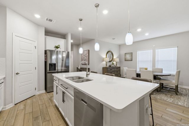 25807 Posey, Boerne, TX 78006