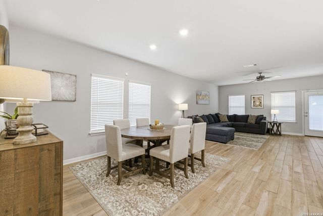 25807 Posey, Boerne, TX 78006
