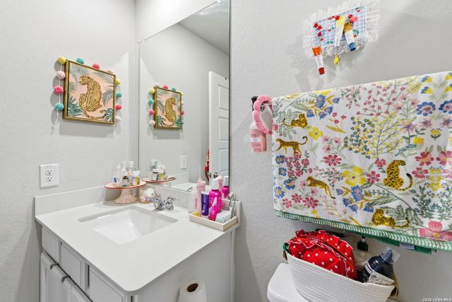 25807 Posey, Boerne, TX 78006