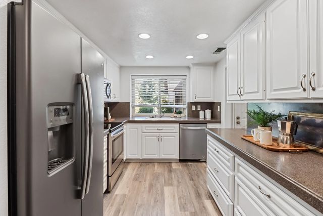 7032 San Altos Cir, Citrus Heights, CA 95621