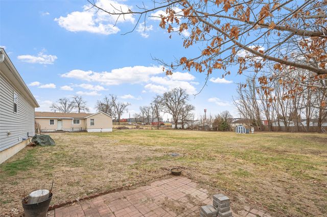 270 NW 51st Place, Des Moines, IA 50313