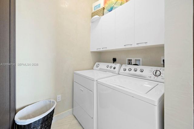 16001 Collins Avenue 3806, Sunny Isles Beach, FL 33160