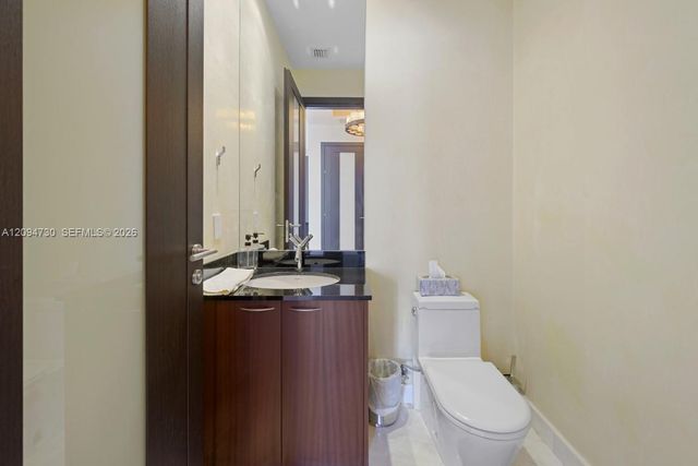 16001 Collins Avenue 3806, Sunny Isles Beach, FL 33160