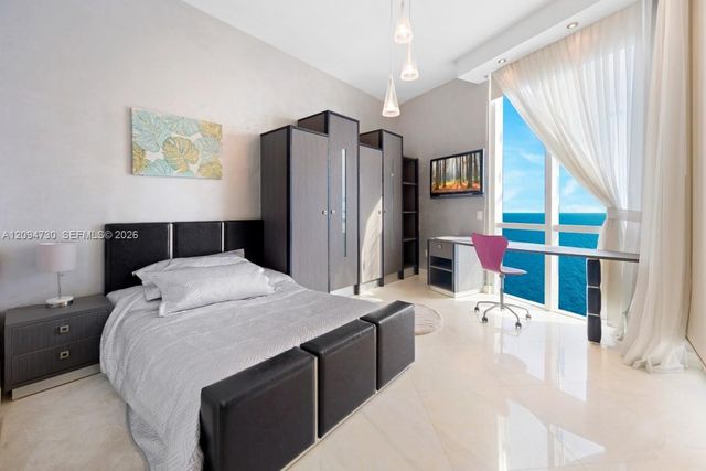 16001 Collins Avenue 3806, Sunny Isles Beach, FL 33160