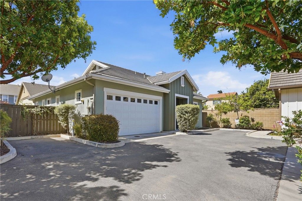 Image 2 of property listing at 1645 Barolo Place, Santa Maria, CA 93458