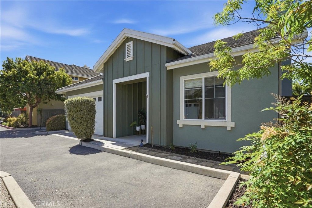 Image 3 of property listing at 1645 Barolo Place, Santa Maria, CA 93458