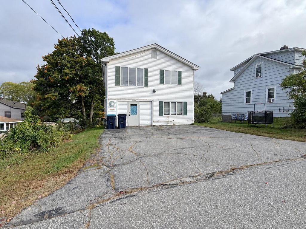 19 Jeffrey Street, Lewiston, ME 04240 — exterior