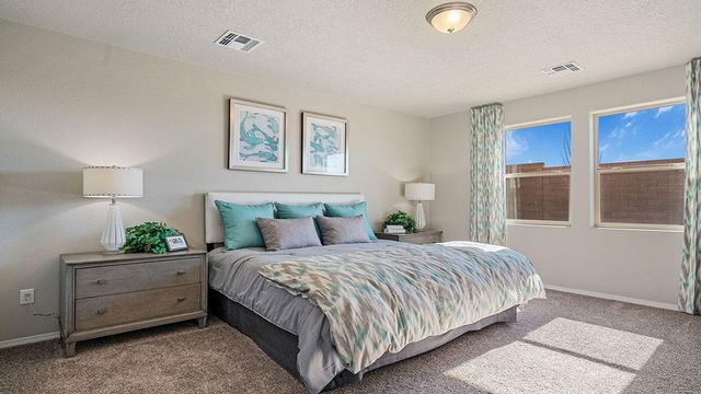 1478 Brillo Del Cielo Street NW, Los Lunas, NM 87031