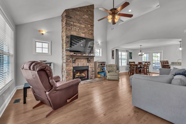 213 John Duke Tyler Blvd, Clarksville, TN 37043