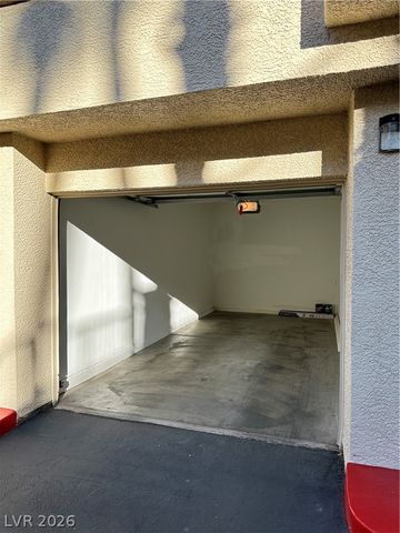 7189 South Durango Drive 207, Las Vegas, NV 89113