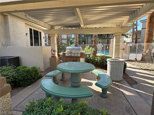 7189 South Durango Drive 207, Las Vegas, NV 89113