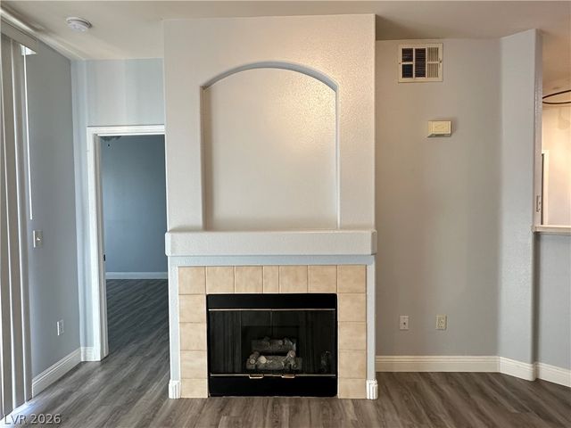 7189 South Durango Drive 207, Las Vegas, NV 89113