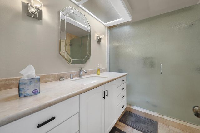 186 Running Springs Drive, Palm Desert, CA 92211