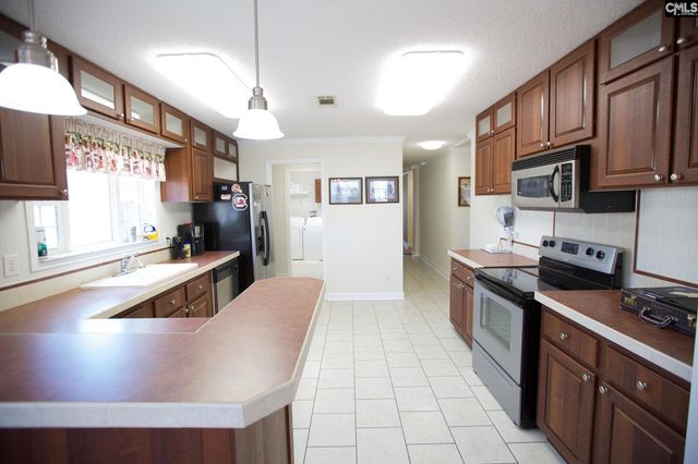 318 W Pond Court, Lexington, SC 29073