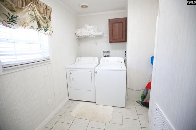 318 W Pond Court, Lexington, SC 29073