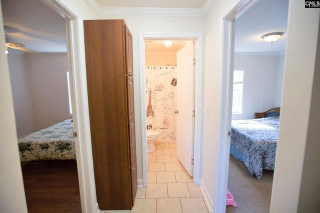 318 W Pond Court, Lexington, SC 29073