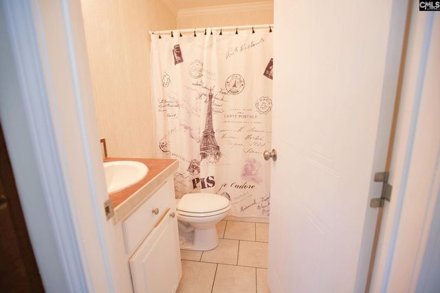 318 W Pond Court, Lexington, SC 29073