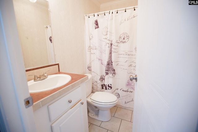 318 W Pond Court, Lexington, SC 29073