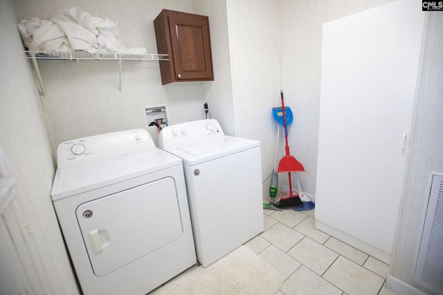 318 W Pond Court, Lexington, SC 29073