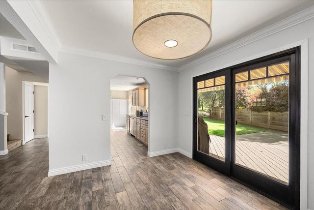 918 Woodpecker Ct, Placerville, CA 95667