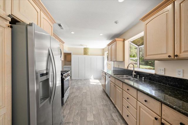 918 Woodpecker Ct, Placerville, CA 95667